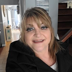 Meet your Posher, Renee